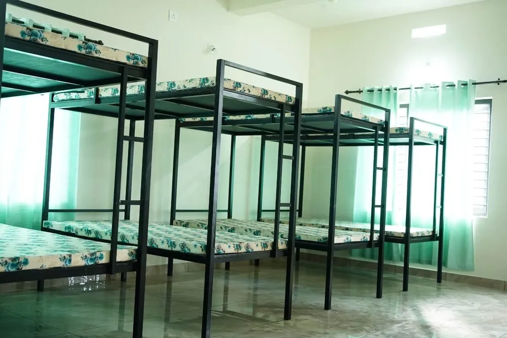 Men's Shared Dormitory