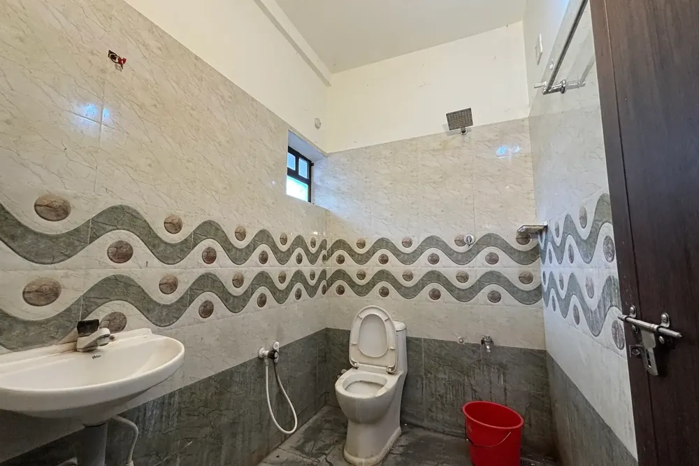 Men's 2BHK Dormitory, photograph 5
