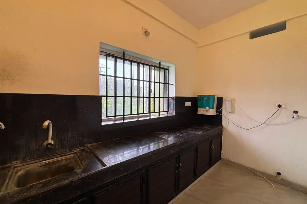 Men's 2BHK Dormitory, photograph 6