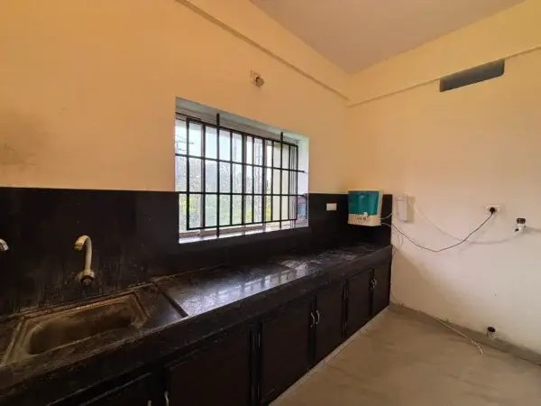 Mens Outside 2BHK Dormitory - Residential Training Booking - Image 7